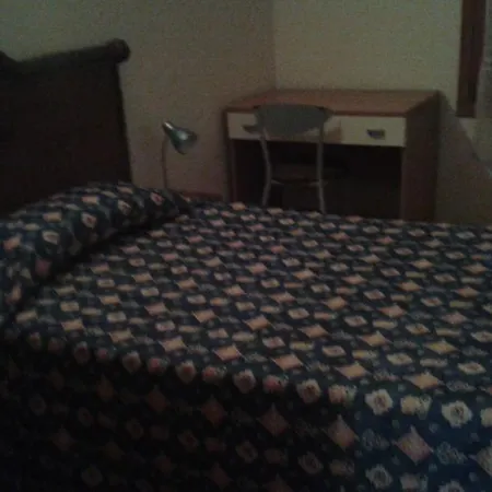 招待所 Ca Francine